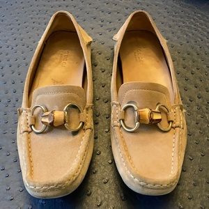 Gucci women’s suede tan horsebit loafers 37 1/2